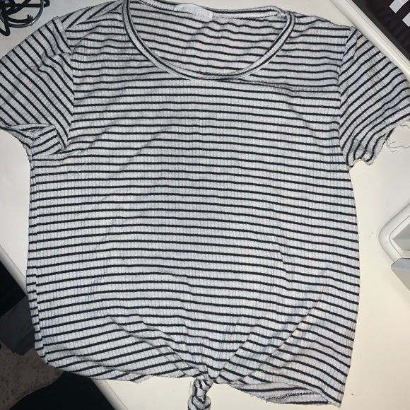 Crop tshirt - Picture 1 of 1